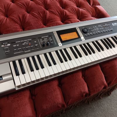 Roland GW-7 61-Key Workstation Keyboard