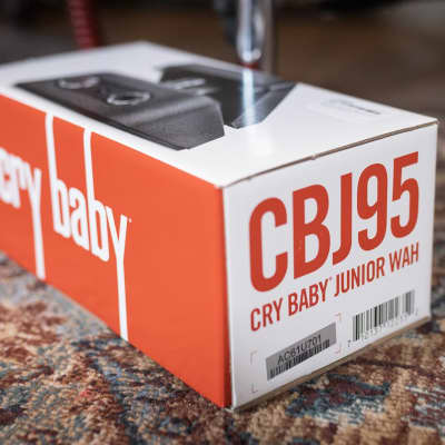 Dunlop CBJ95 Cry Baby Junior Wah Guitar Effects Pedal image 7