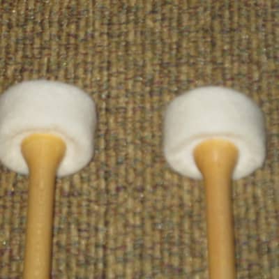 ONE pair new old stock Regal Tip 606SG (Goodman # 6) TIMPANI MALLETS, CARTWHEEL -  inner core of medium hard felt covered with a layer of soft damper felt / hard maple handle (shaft), includes packaging image 15