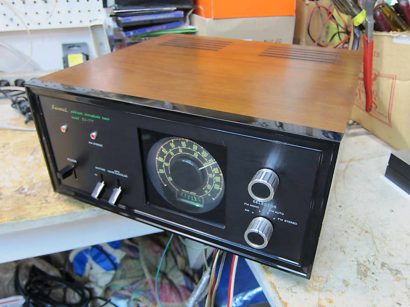 Vintage Sansui TU-777 Am/Fm Analogue Tuner, Wood Cab, Rare