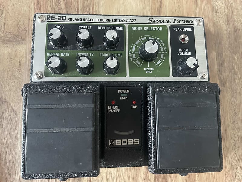 Boss RE-20 Space Echo