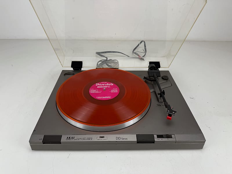 Akai AP - D210 Direct Drive Turntable With New Element  			