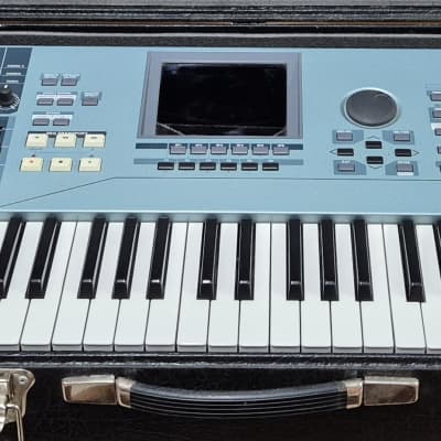 Yamaha Motif XS 7 Production Synthesizer 2000s - Flight Case