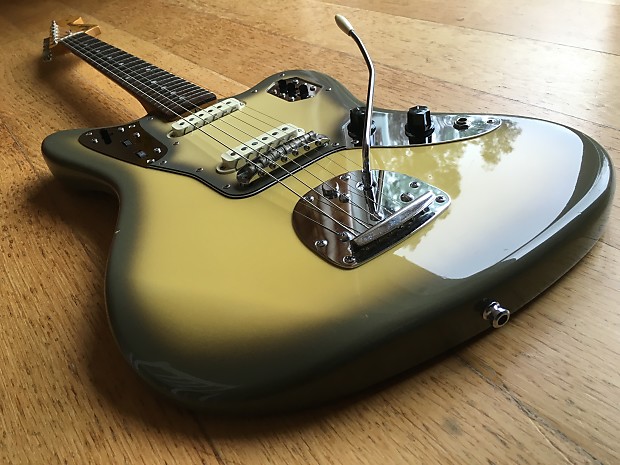 Fender Jaguar 1966 Reissue Q-Serial CIJ 2002-04 Antigua