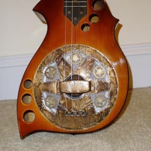 Lightnin Resophonic tenor resonator ukulele  2011 Sunburst image 2