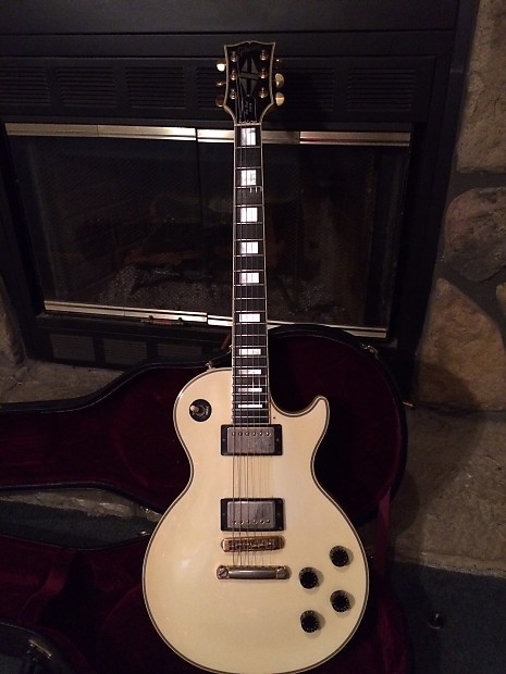 Mick mars deals les paul
