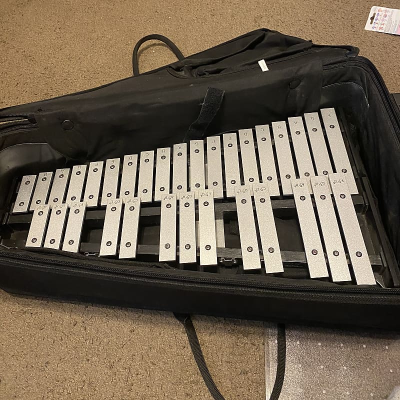 Ludwig Bell/Xylophone Set w/ Stand and Travel Rolling Case Reverb