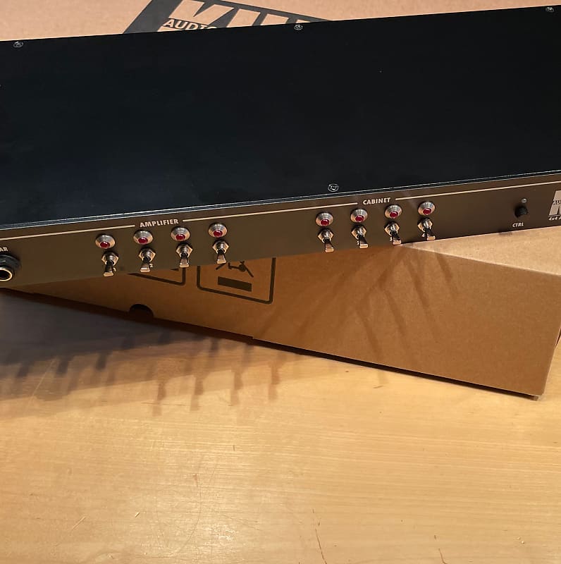 KHE Audio ACS 4x4 Amp/Cabinet Switcher & Router 2022 - black | Reverb