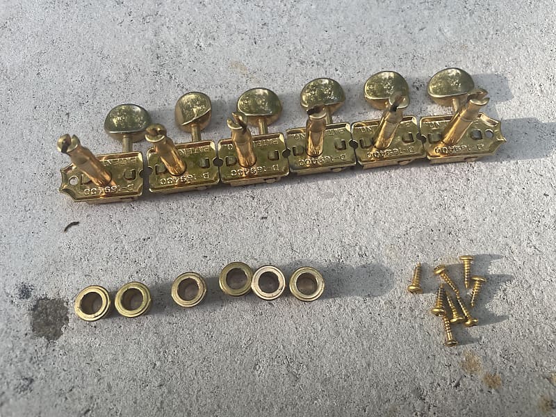 Rare find set of six 6 a side vintage gold 1960s double line Kluson tuners for Fender Stratocaster Jazzmaster Jaguar D-169400 patent image 1