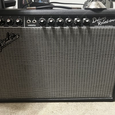 Fender '65 Deluxe Reverb Reissue 22-Watt 1x12