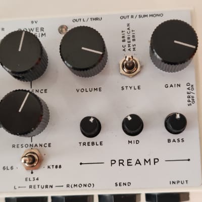 DSM & Humboldt Simplifier Analog Amp Simulator Pedal image 6
