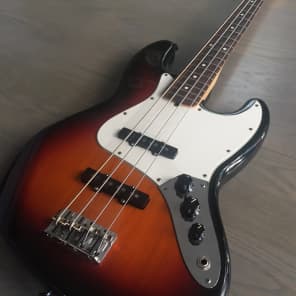 Fender American Standard Jazz Bass with S-1 switch 2006 2 Color