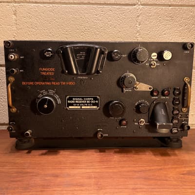 RCA vintage tube receiver amplifier signal corps Bc-312n 1950’s - Black Metal image 3
