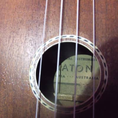 Maton ukulele 1960's natural satin image 3
