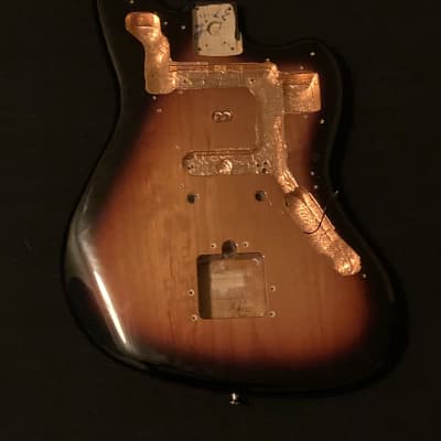 Fender Jaguar 2023 - Sunburst Vintera body image 1