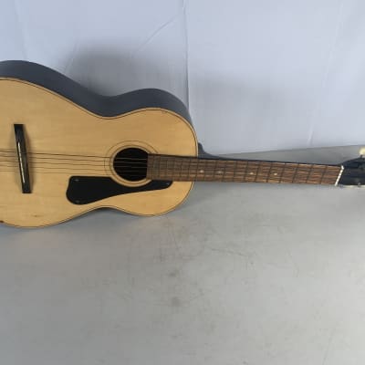 Winston tube amplifiers, acoustic guitars, bass guitars