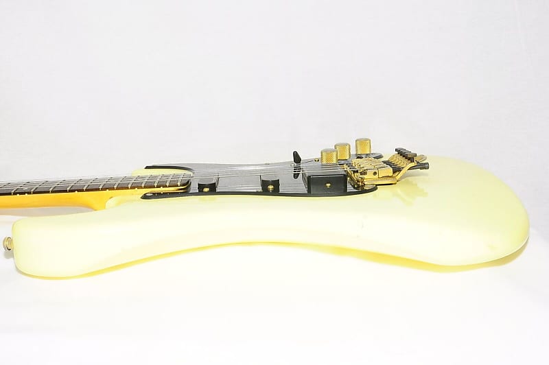 1980s Fernandes the Function FST-90 Electric Guitar Ref No 1980s Fernandes the Function FST-90 Electric Guitar Ref No