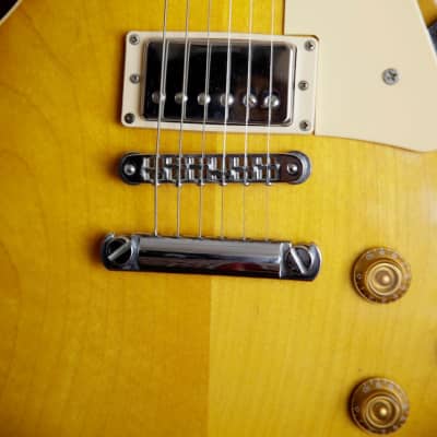 Gibson Les Paul Standard Honey Burst 1998 Pre-Owned image 5