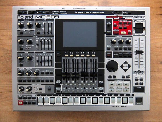 Roland MC-909 Groovebox image 1