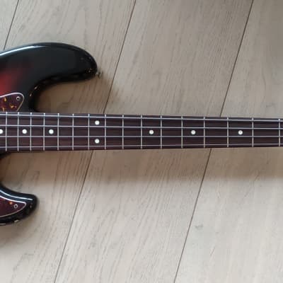 Fender Squier JV Jazz Bass 1983 Sunburst image 2