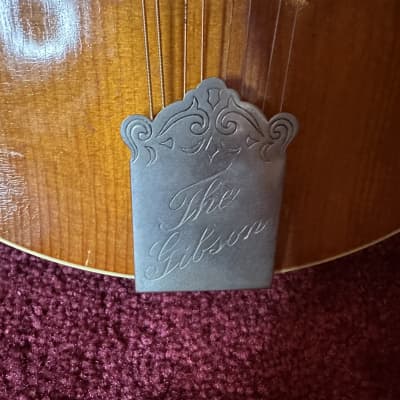 1915 Gibson Style A Mandolin with Case image 3