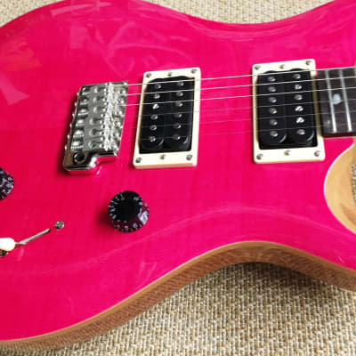 PRS SE Custom 24 Electric Guitar, Bonnie Pink, Maple Cap/Neck, Mahogany, 85/15s PUs, Gig Bag. image 5