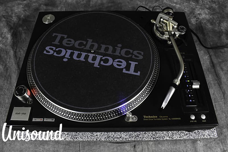 Technics SL-1200MK5G Black direct drive DJ turntable in Very