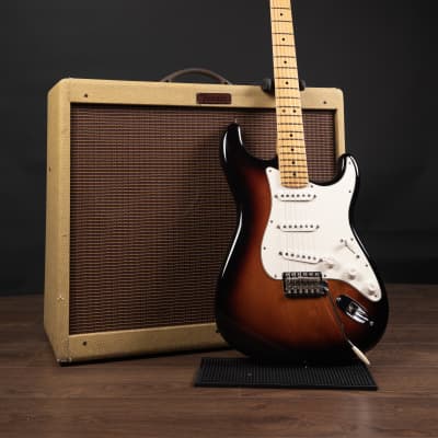2013 Fender USA American Special Stratocaster - in 3 Tone Sunburst for sale