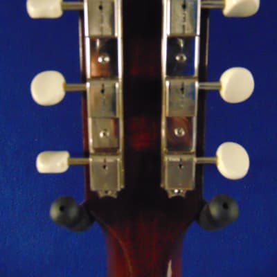 Gibson Melody Maker Sunburst 1963 w/original case image 13