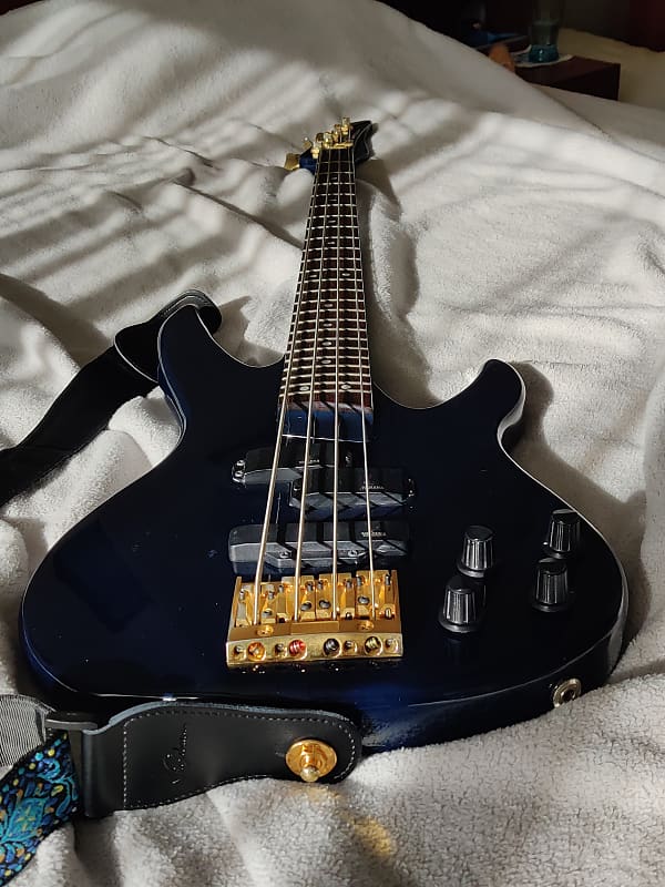 vintage 1990 Yamaha RBX 800 RBX800A trans midnight blue