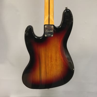 Squier Classic Vibe ‘60s Jazz Bass Fretless 3 Tone Sunburst Refurb image 8