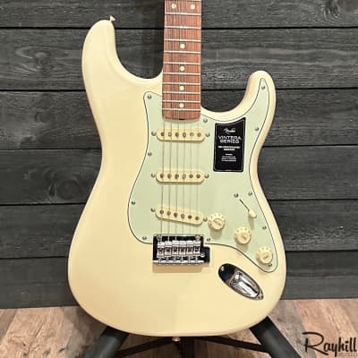 Fender Vintera '60s Stratocaster Modified MIM Electric Guitar for sale
