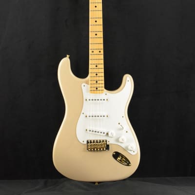 Mint Fender 1955 Stratocaster DLX Closet Classic with Gold Hardware - Faded Aged Dirty White Blonde image 2
