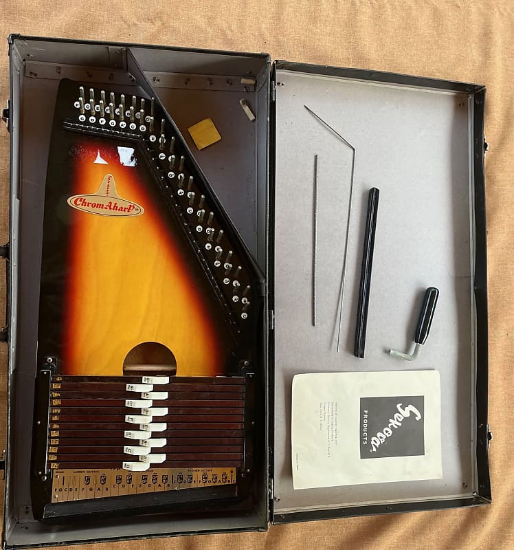 Sekova Vintage Sekova Chromaharp 36 String Autoharp Project Reverb