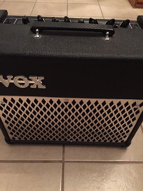 Vox DA15 15 Watt Combo Modeling Amp