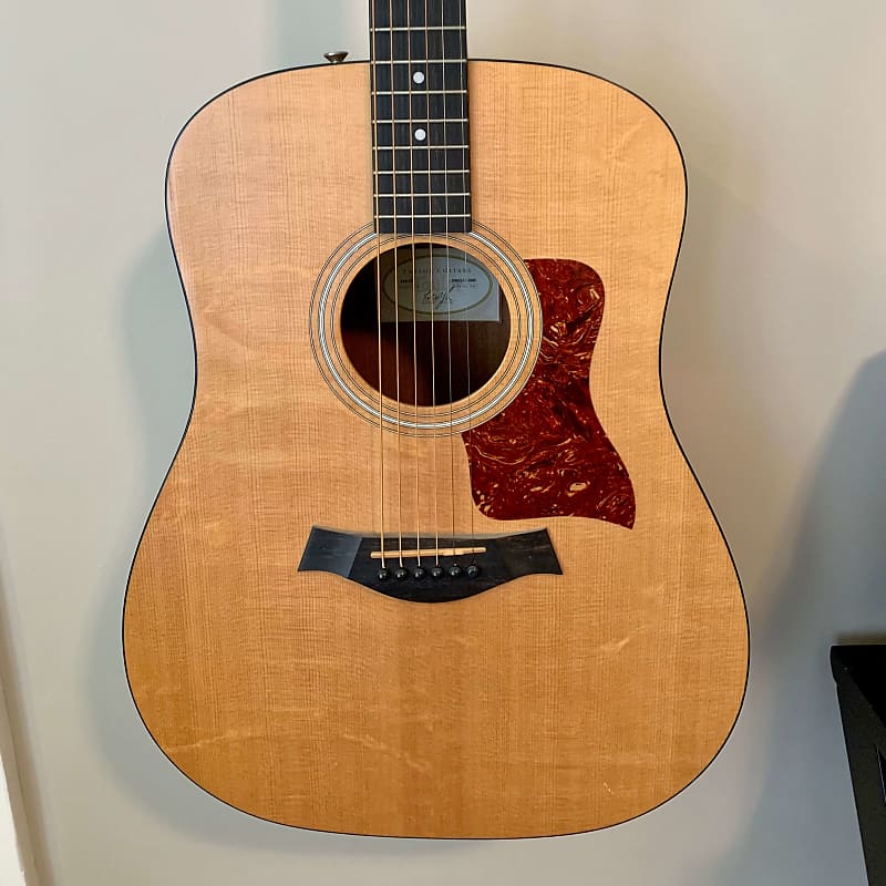 Taylor on sale 110 acoustic