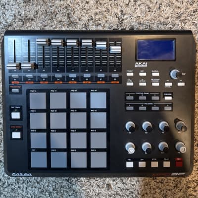 Akai MPD32 | Reverb