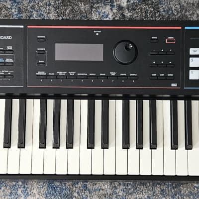 Roland Juno DS88 Synthesizer & Keyboard Table