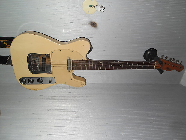 hoyer telecaster 70 s jaune