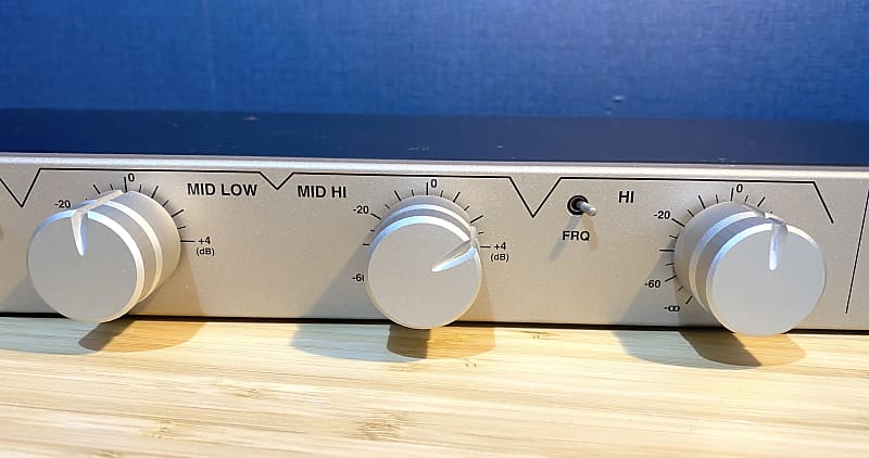 Very Rare] Vestax DCR 1200 Pro 4 Band Isolator Excellent Condition 