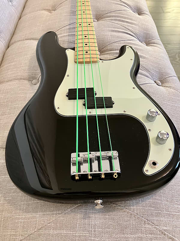 (Custom) Fender Precision Bass w/ Jazz Neck & DiMarzios Reverb