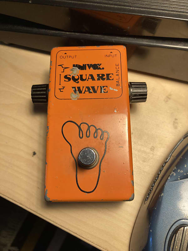 Univox Square Wave 70s Orange Electric guitar Fuzz pedal