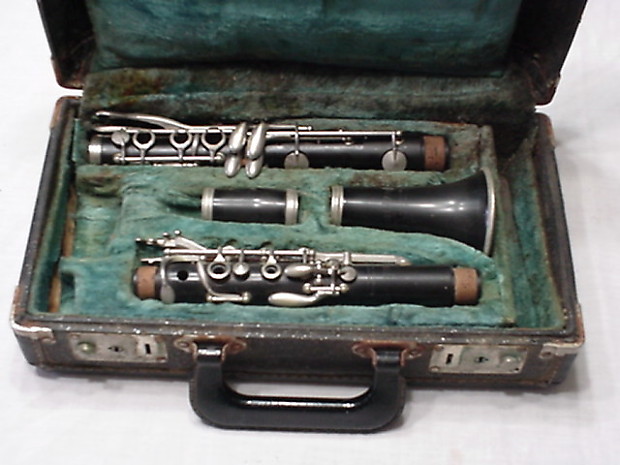 French Made Holton Collegiate Bb Clarinet in Original Case  as-is image 1