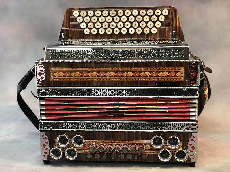 Alpina IV D Slovenian Accordion | Reverb