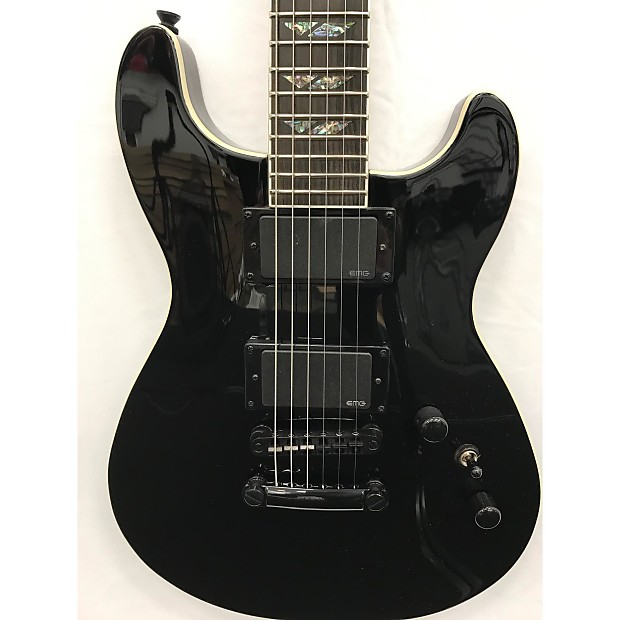 Fernandes Dragonfly Deluxe Electric Guitar - Black | Reverb