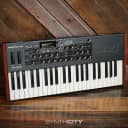 Dave Smith Instruments Mopho x4 - Polyphonic Synthesizer