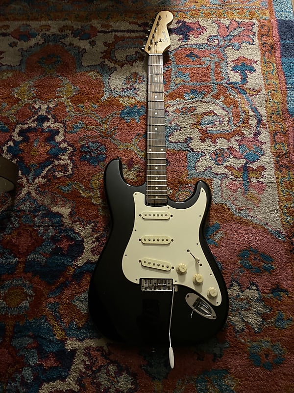 Fender Squire strat 1999 Black gloss Stratocaster VTG Reverb