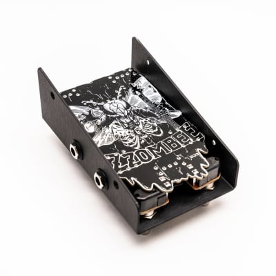 Beetronics Zzombee Filtremulator Tremolo/Filter Effects Pedal image 5