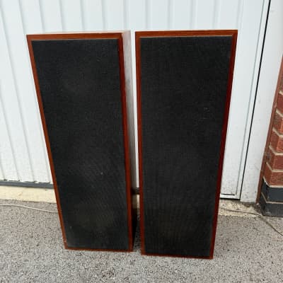 Goodmans Twin Axiom 8 1975 Vintage Speakers #538 Sold Together As A Rare  Pair - Great Condition - | Reverb UK