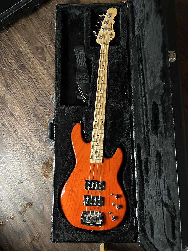 G&L L-2000 USA 純正ハードケース付き